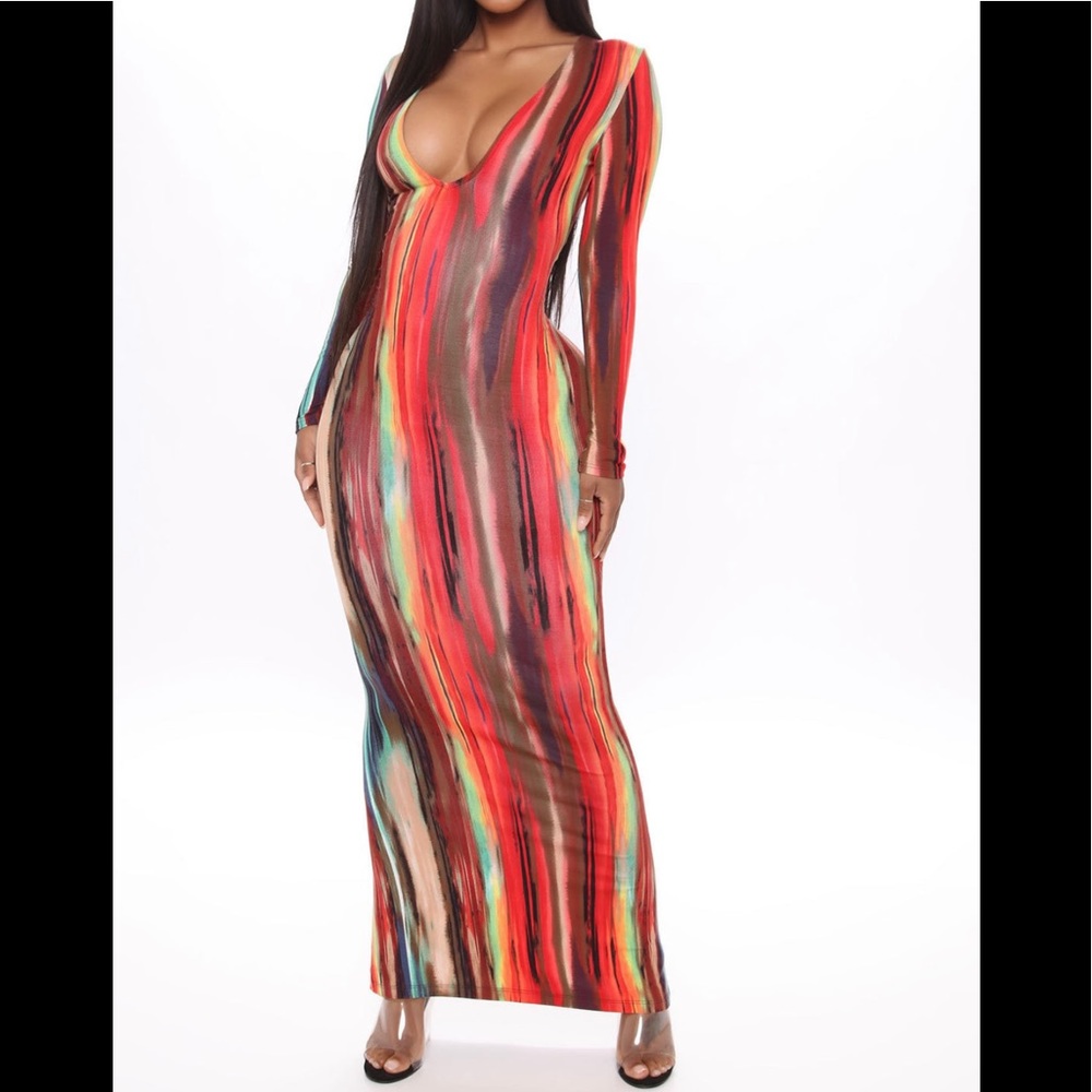 Work of Art Long Sleeve Maxi Dress